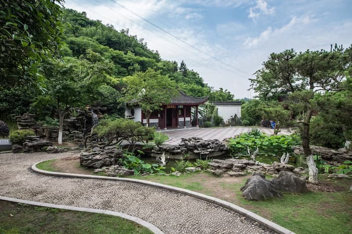 Taman Minimalis Gaya Oriental